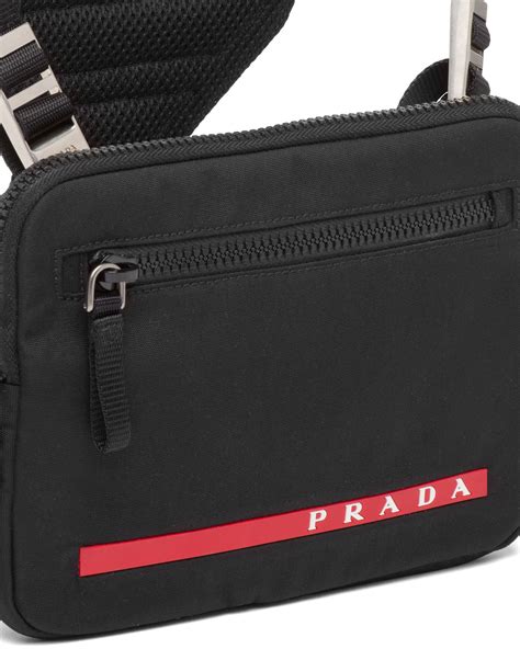 prada umhängetasche herren logo rot|Prada.